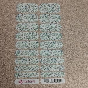 Jamberry Nail Wrap-Fields of Green